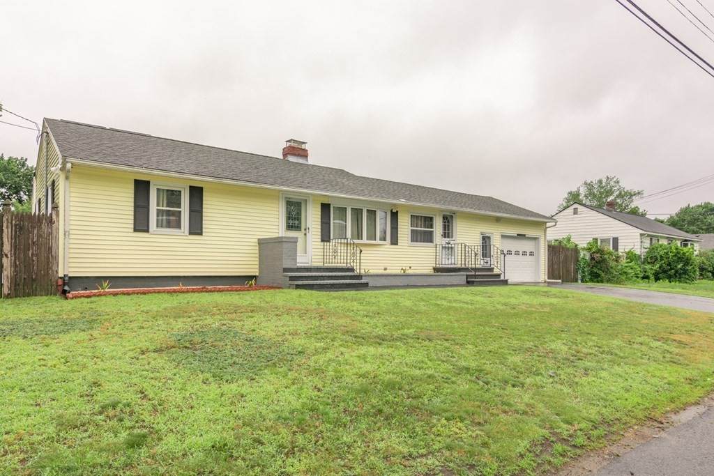 23 Sawyer Ave - Photo 1