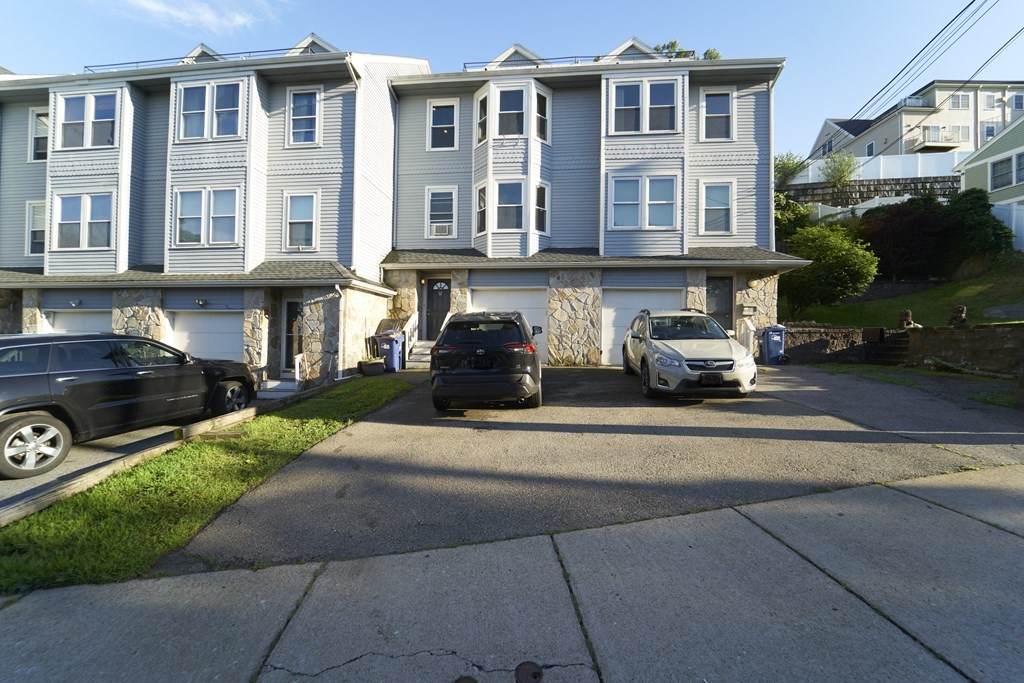 52 Newton St - Photo 1