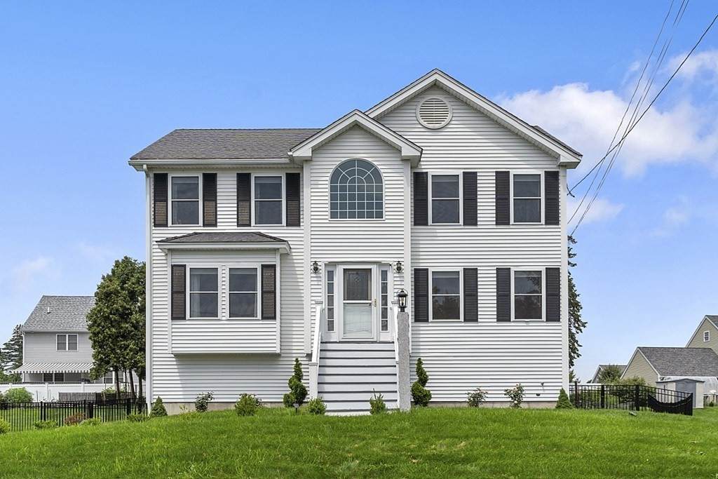 118 Armstrong Ave - Photo 1