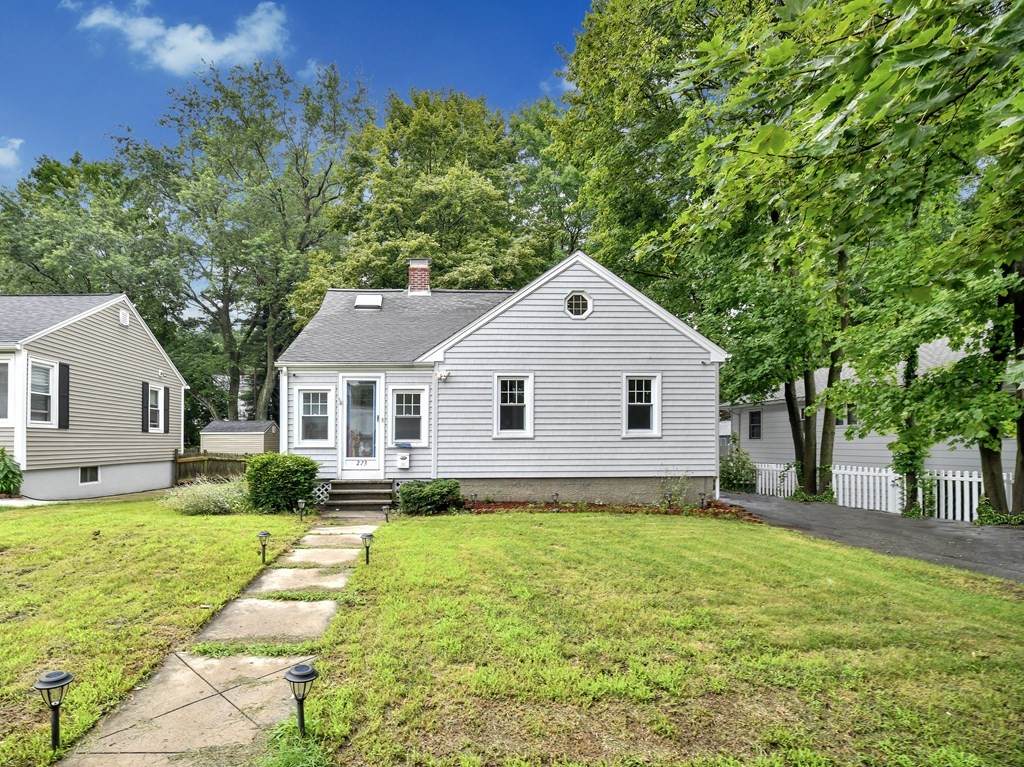 273 Lovell St - Photo 1