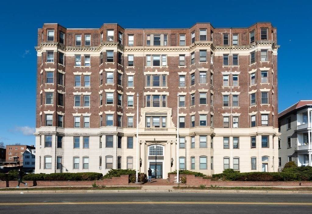 285 Lynn Shore Dr - Photo 1