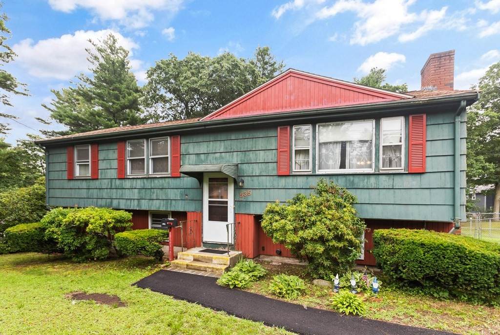 535 Pleasant St - Photo 1