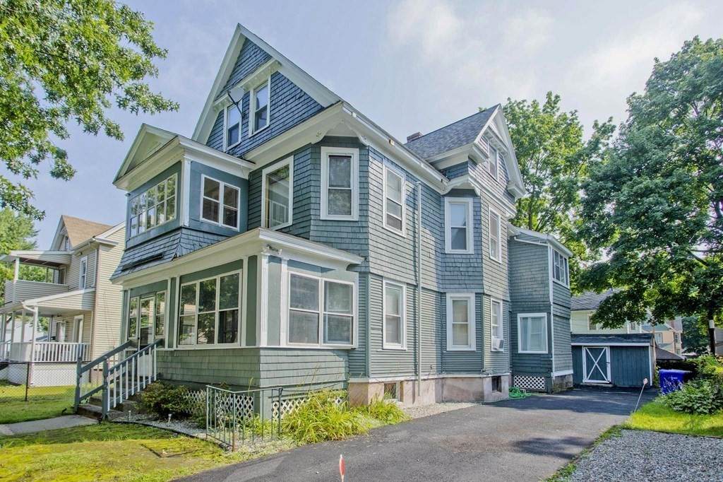 93 Montrose St - Photo 1