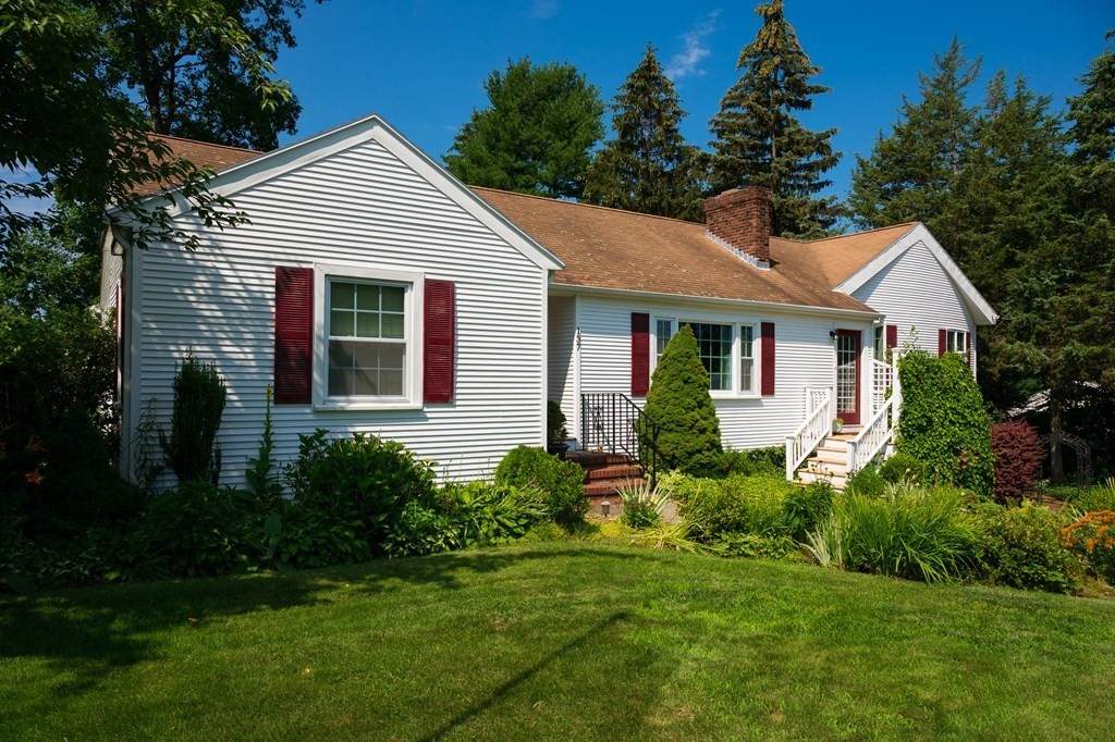 137 Sassamon Avenue - Photo 1