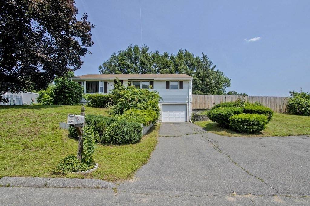 165 Loomis Drive - Photo 1