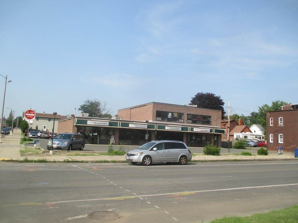 228 Lyman Street - Photo 1