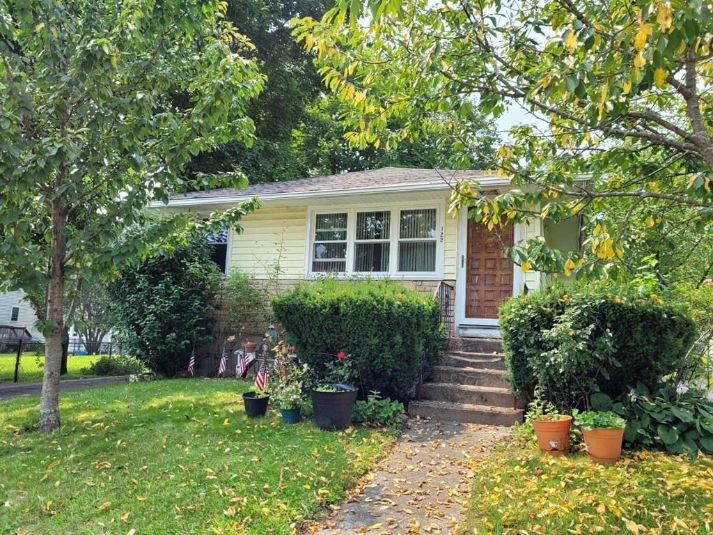 122 Burncoat Street - Photo 1