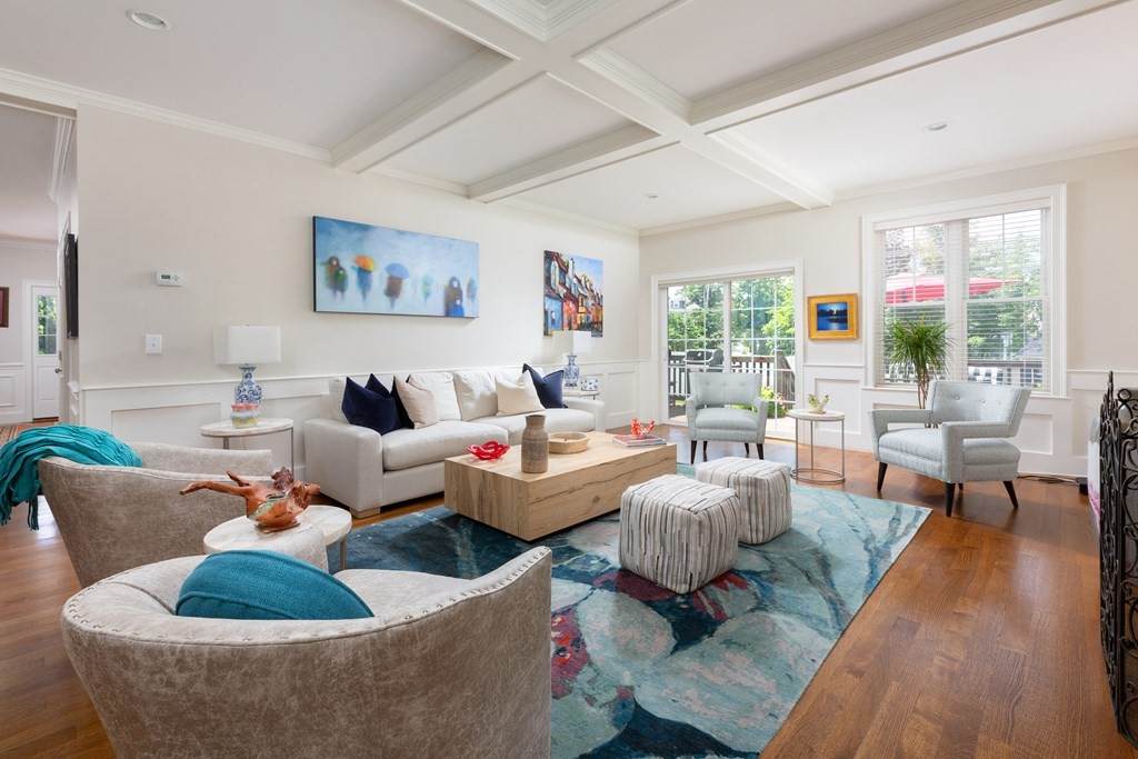 238 Pearl St - Photo 1