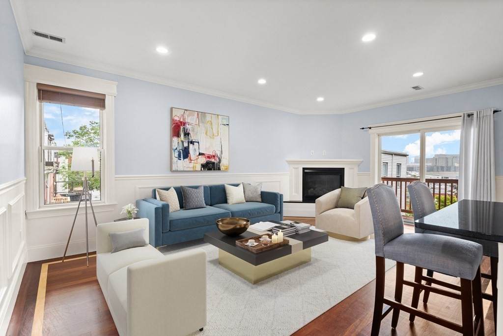 472 East Third - Photo 1