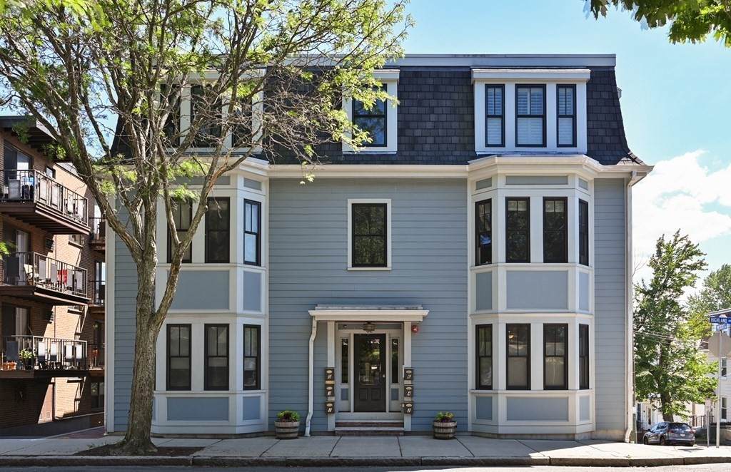 82 Highland Ave - Photo 1