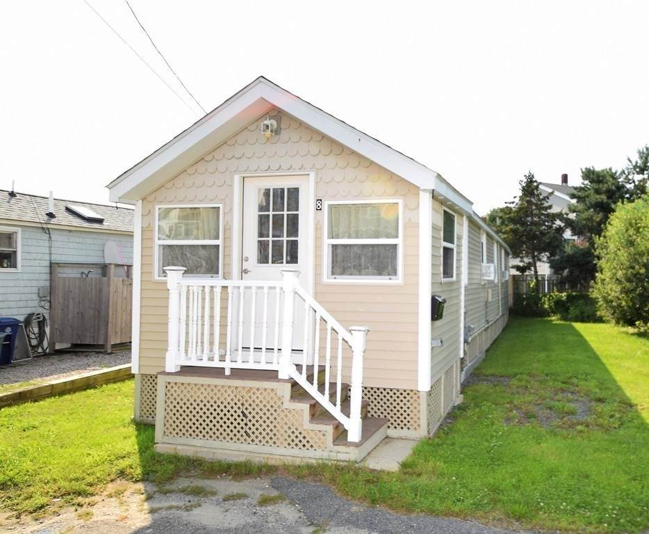 8 Moreland Ave - Photo 1
