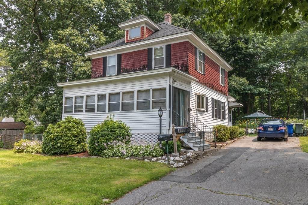 1009 Main Street - Photo 1
