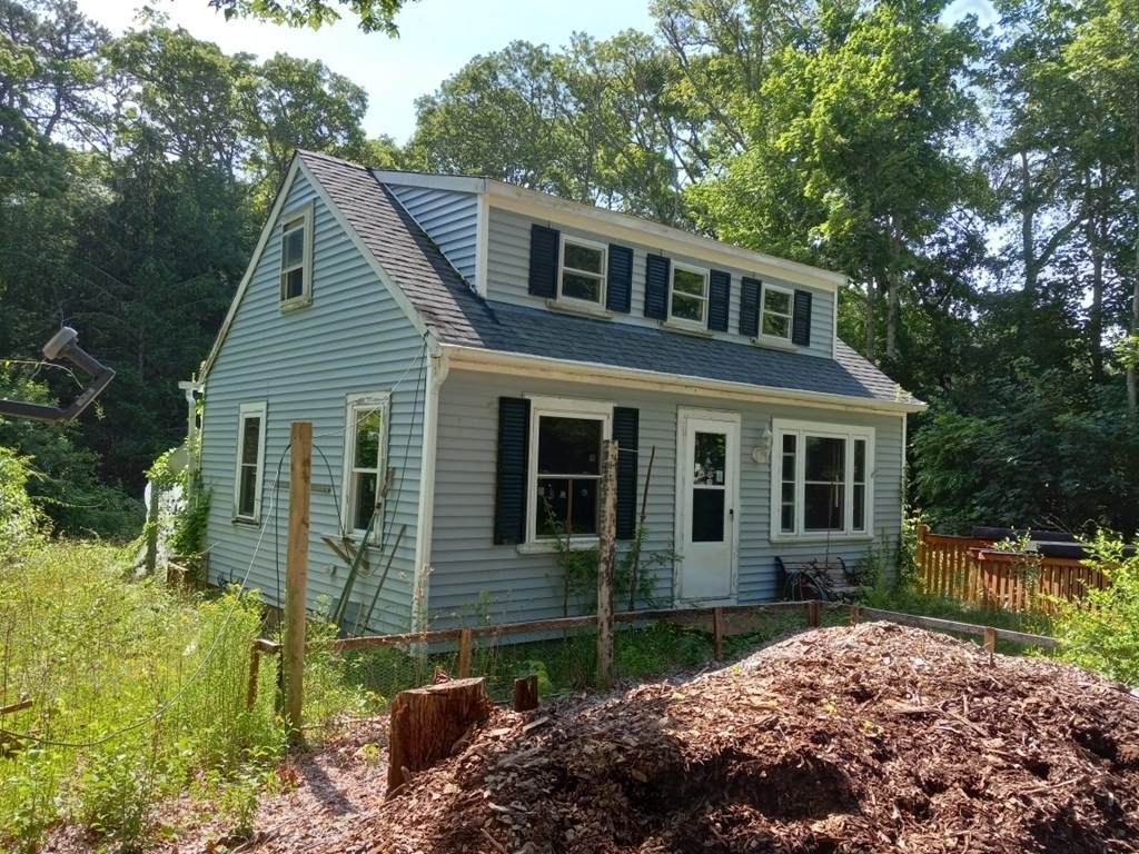 1460 Santuit-Newtown Rd - Photo 1