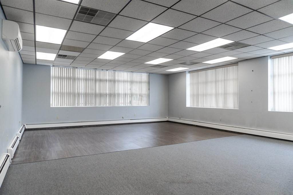 25 Adams - Photo 1