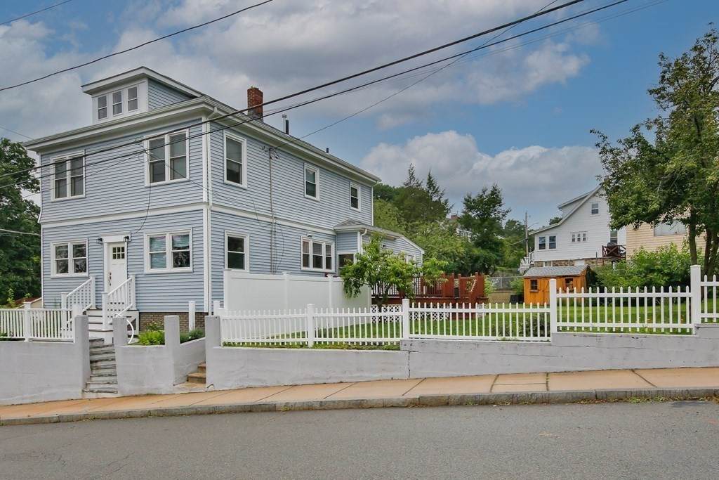 26 Foss St - Photo 1