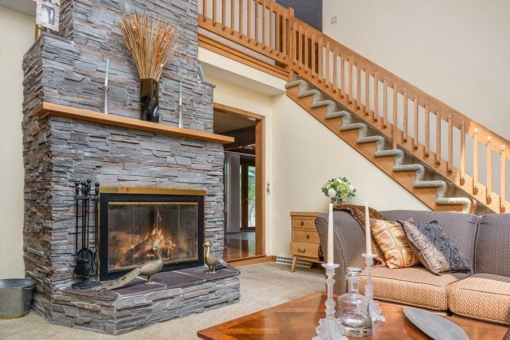 1 S White Pine Lane - Photo 1