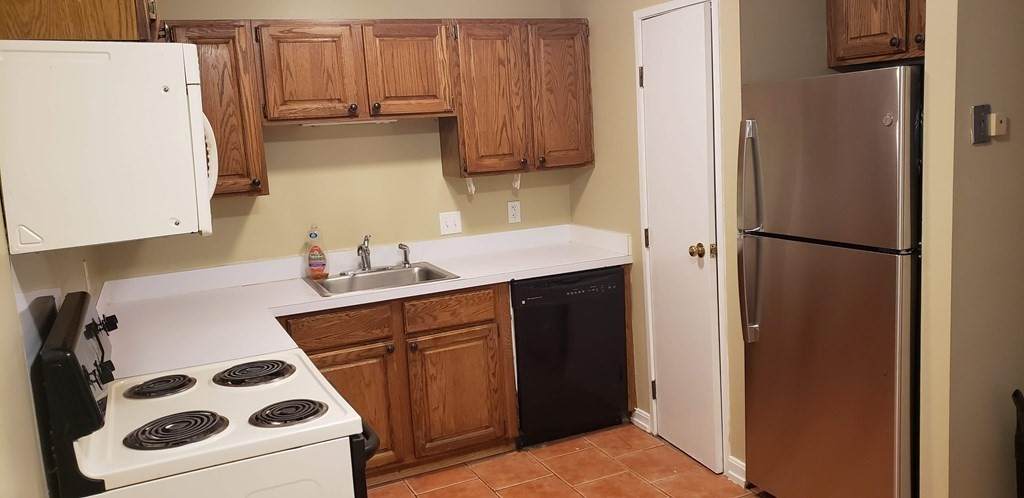 6 Chapel Hill Rd - Photo 1