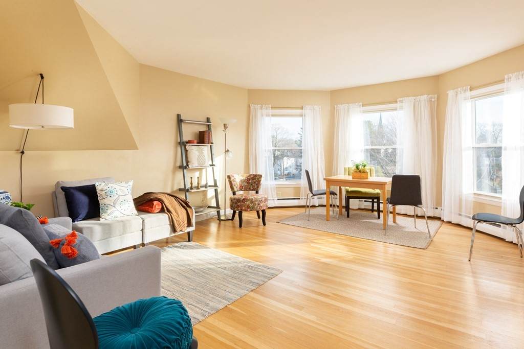 25 Highland Ave - Photo 1