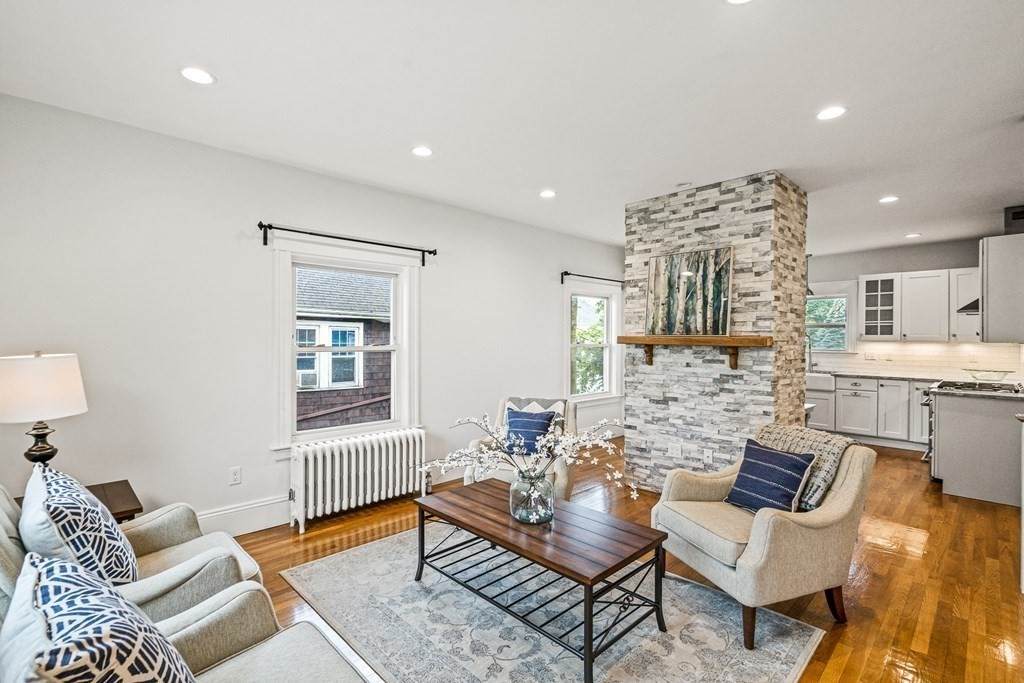 14 Water St - Photo 1