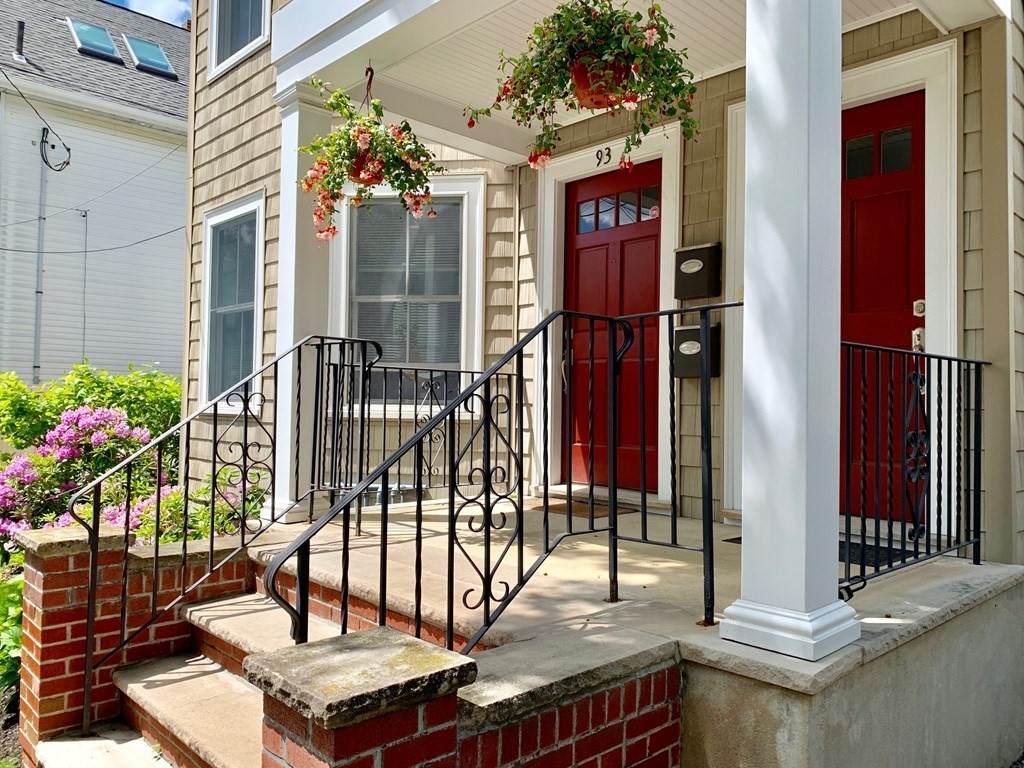 93 Dudley Street - Photo 1