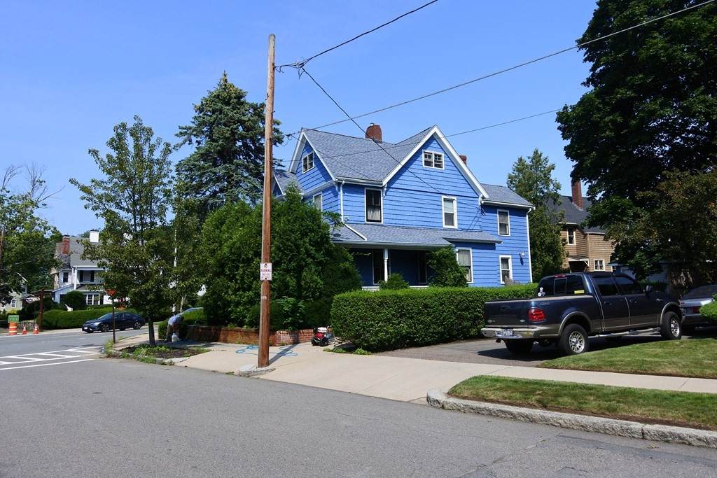 163 Bellevue Avenue - Photo 1