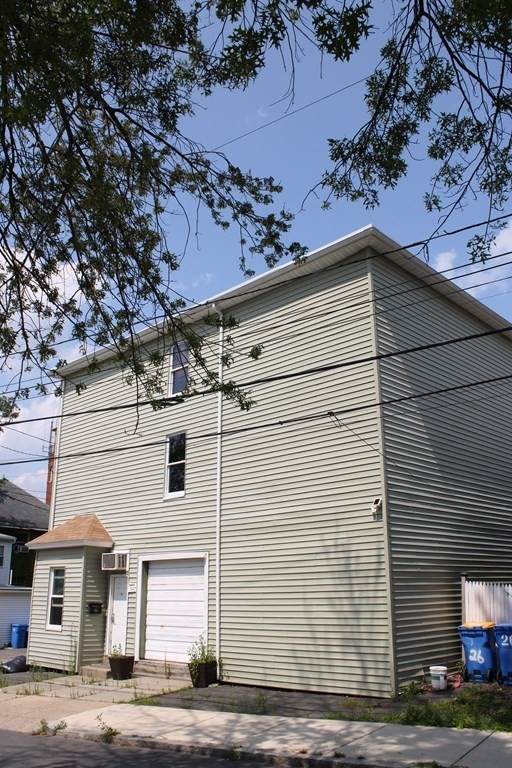 22 Fremont St - Photo 1