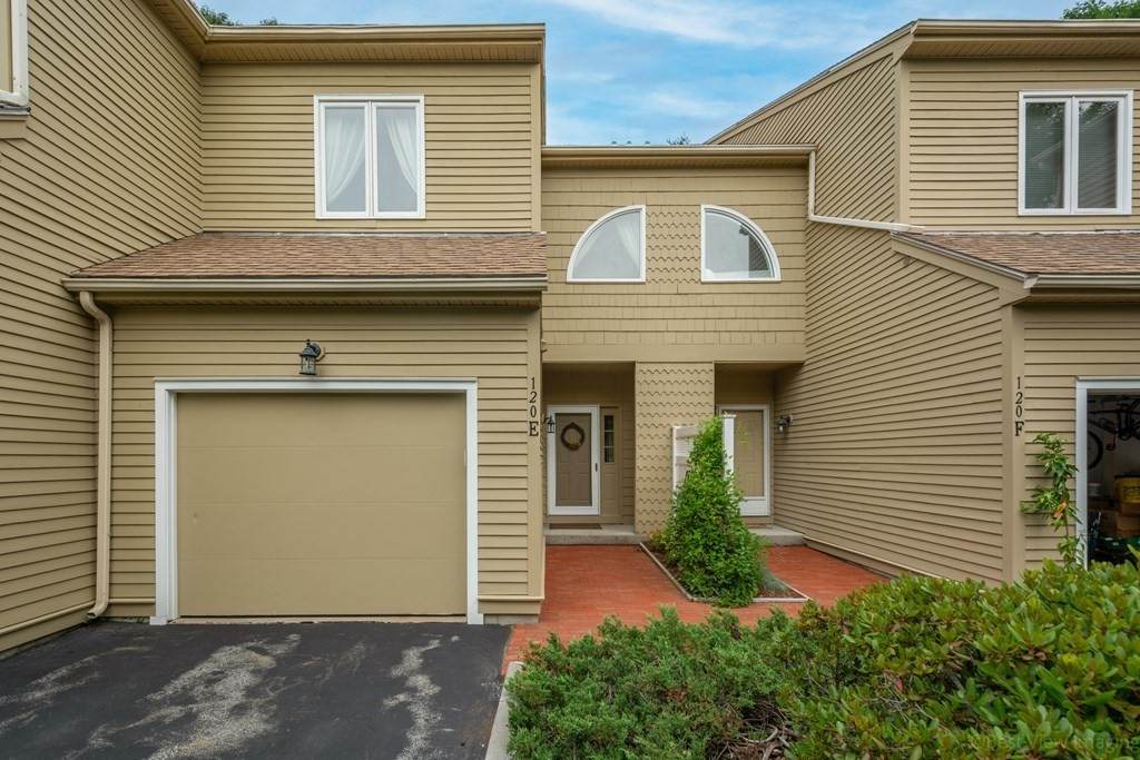 120 Broadmeadow Street - Photo 1