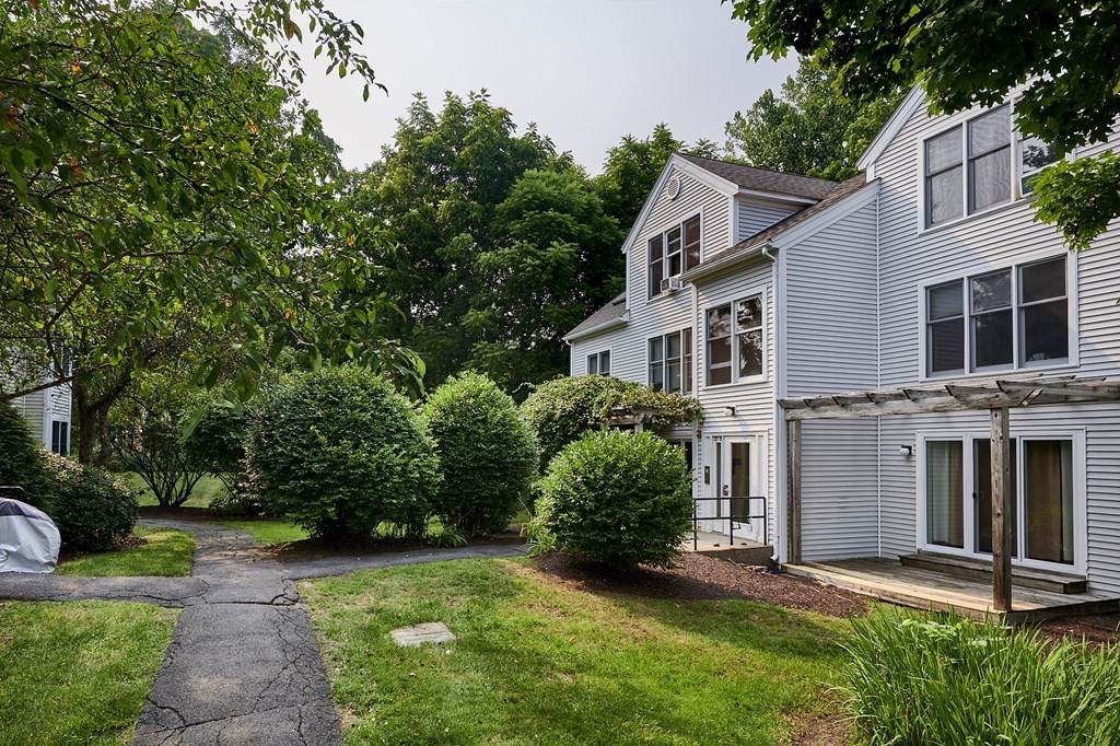 35 Salem Place - Photo 1