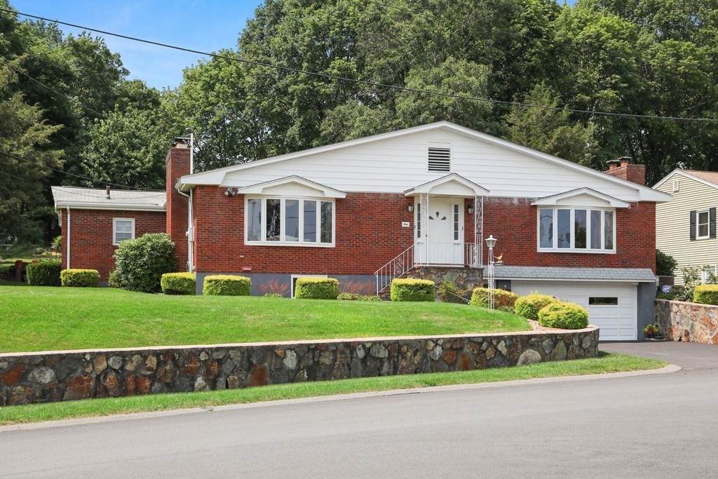 9 Fairlane Rd - Photo 1