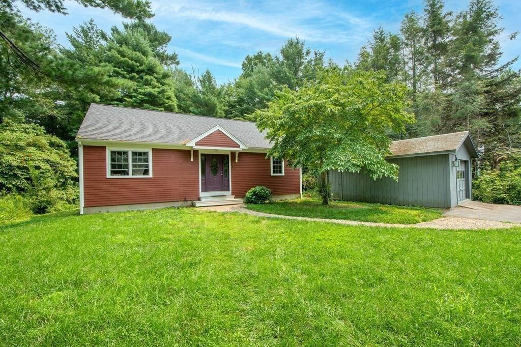240 King St - Photo 1