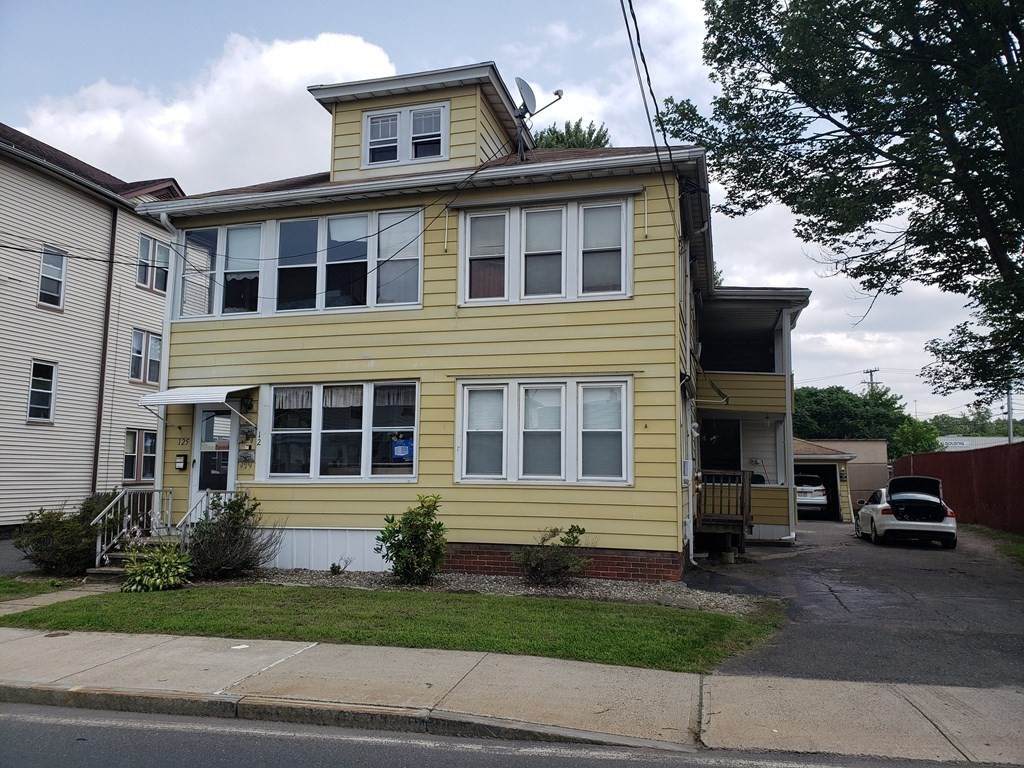 123-125 Meadow St - Photo 1