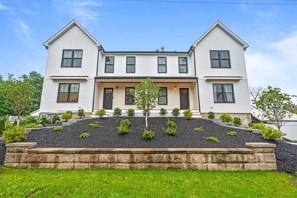 5 N Pleasant St - Photo 1