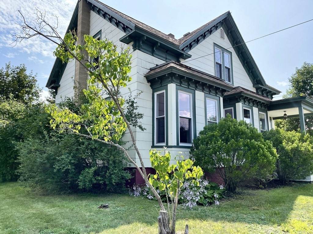 276 East Main St - Photo 1