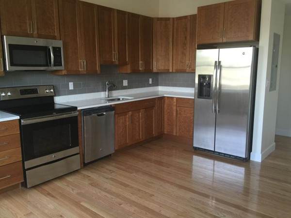 367 Harvard - Photo 1