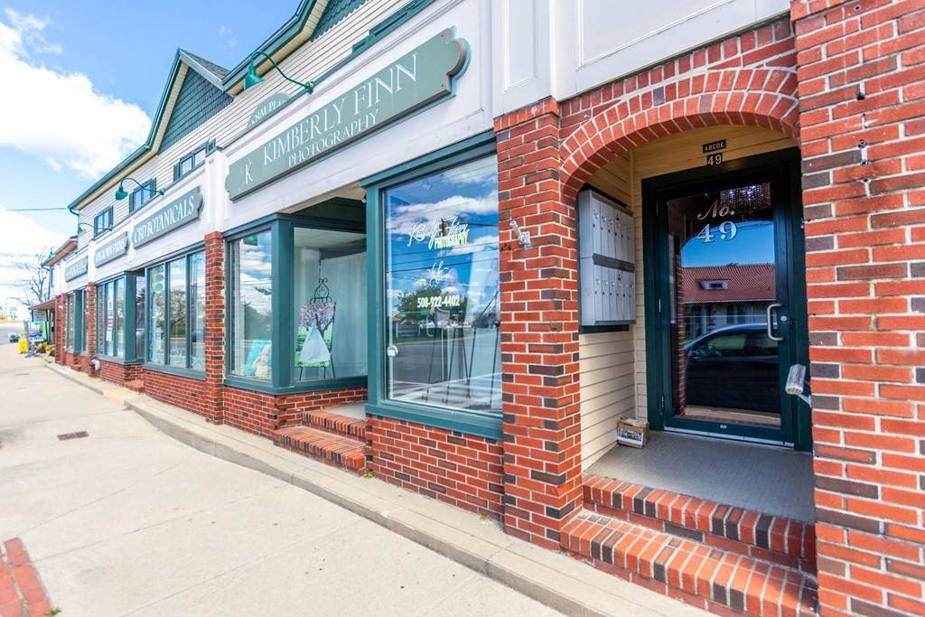 49 Main St - Photo 1