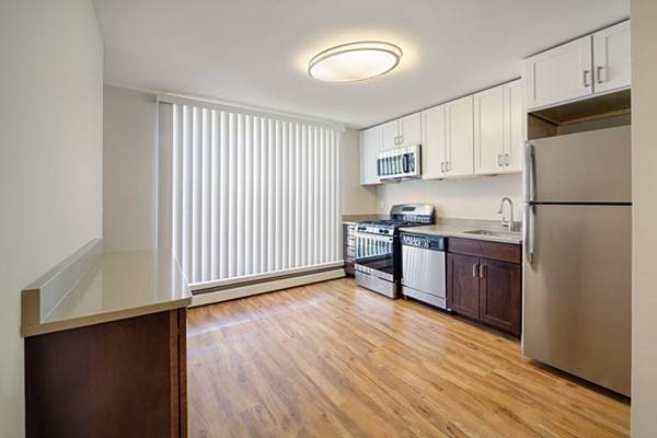 9 Bronsdon St. - Photo 1