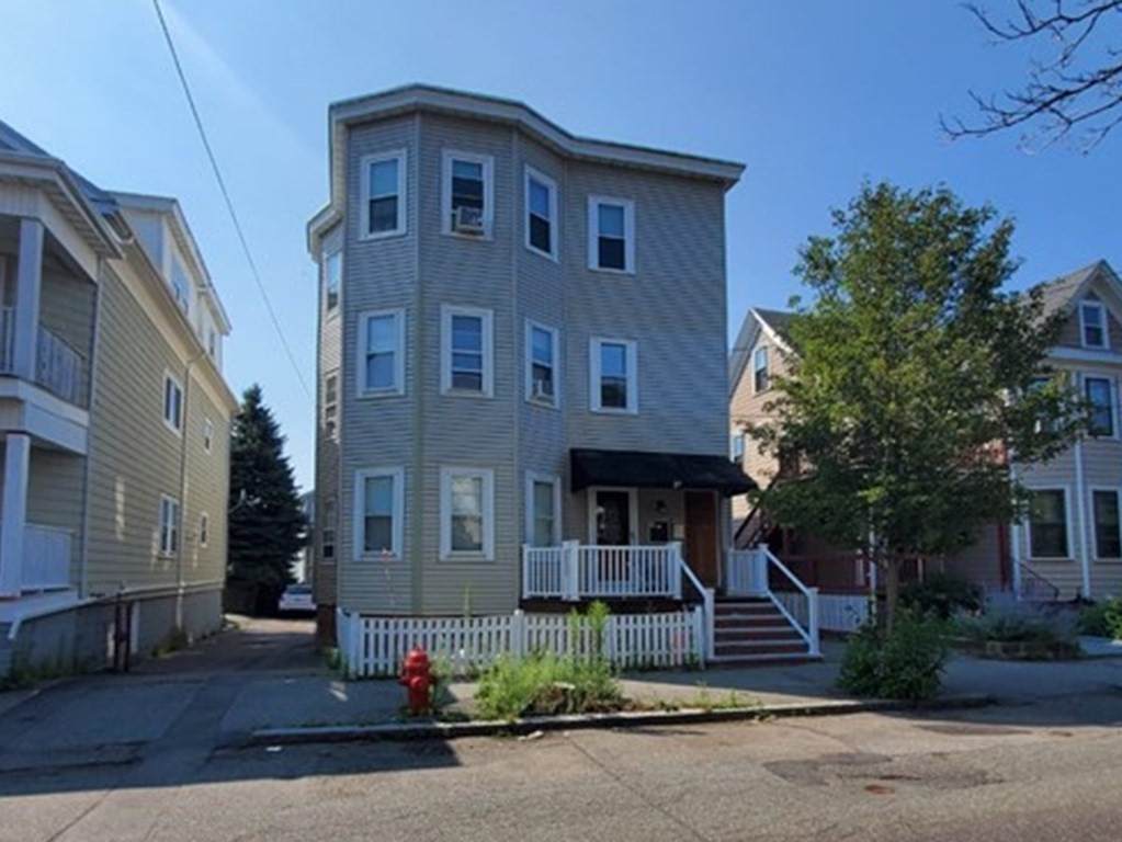 27 Wave Ave - Photo 1
