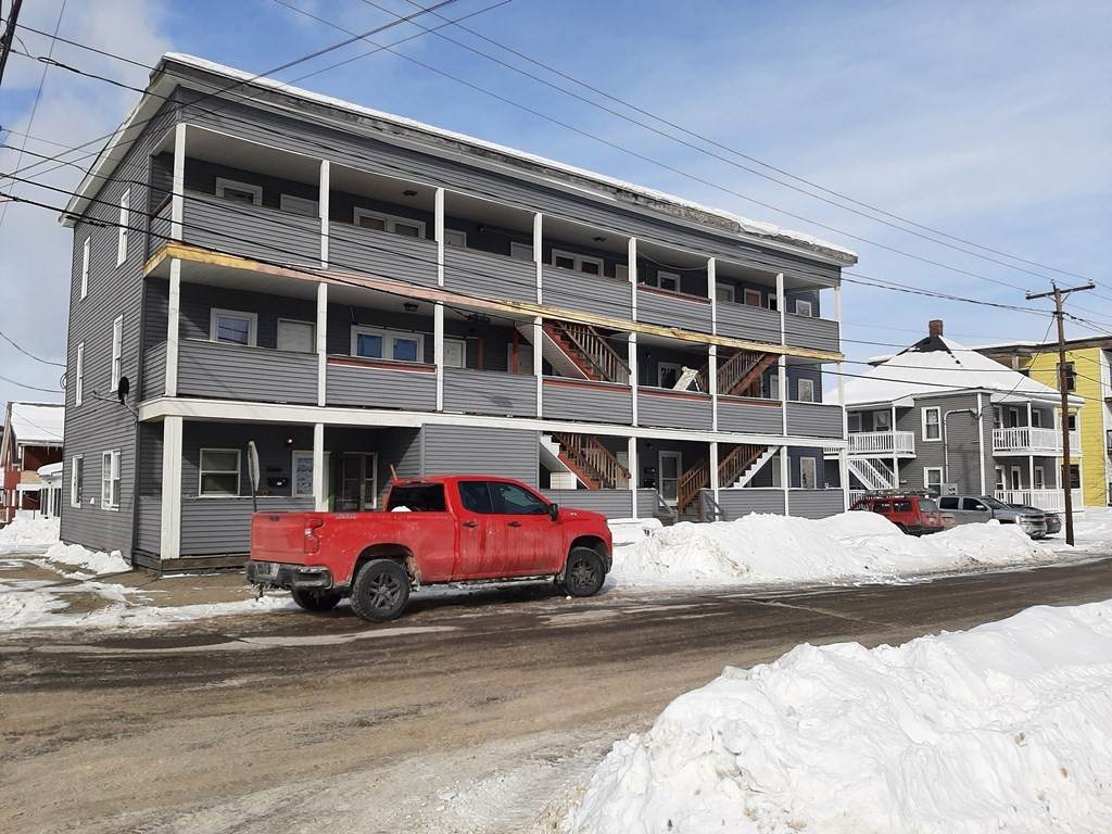 653 Cheshire - Photo 1