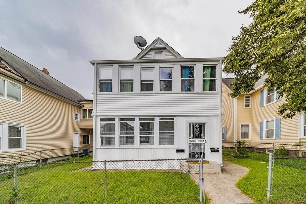 210 Suffolk St - Photo 1