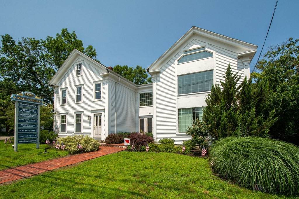 683 Main St - Photo 1