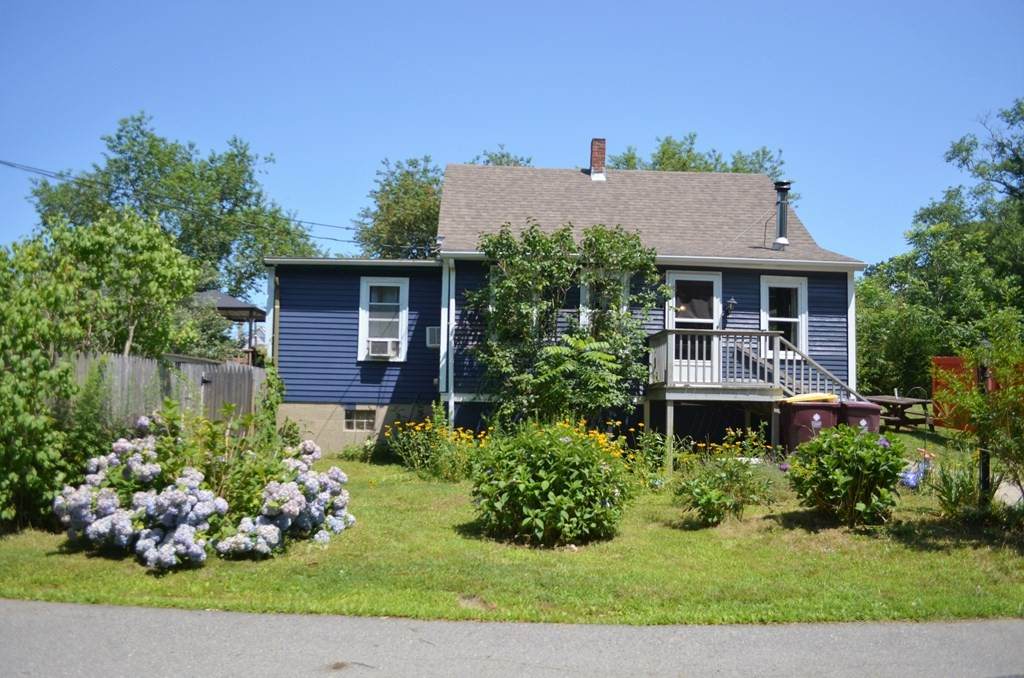 62 Allen St - Photo 1