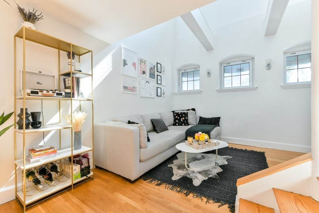 120 Norway Street - Photo 1