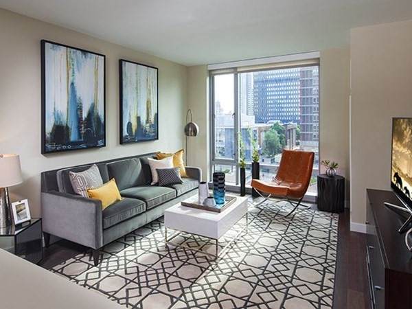 77 Exeter Street - Photo 1