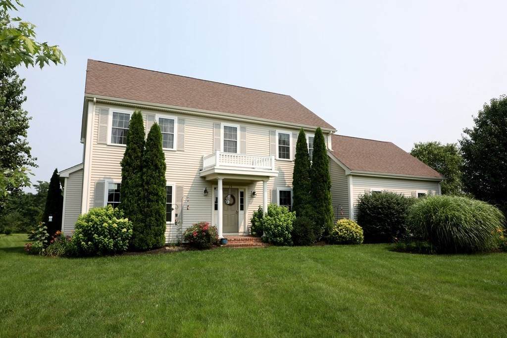 15 Cedar Pond Road - Photo 1