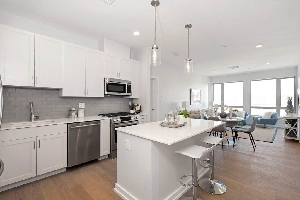 65 Washington - Photo 1