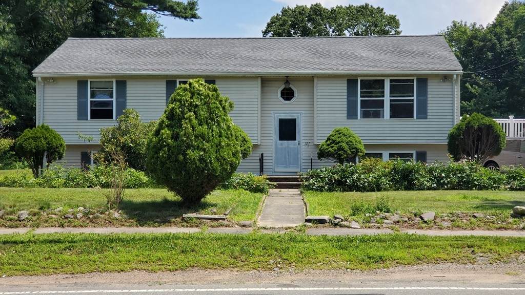 127 Pond St - Photo 1