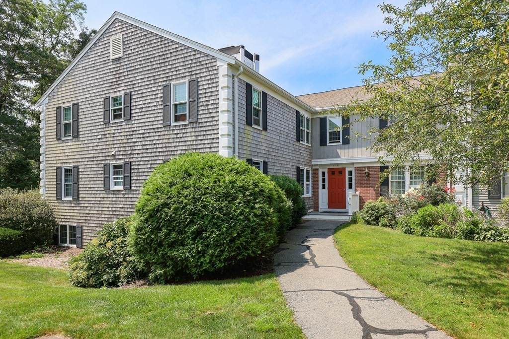 11 Highview Drive - Photo 1