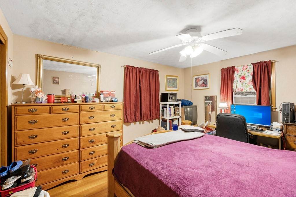 99 King Philip - Photo 1