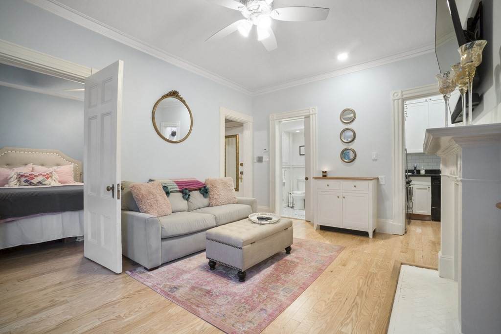 447 Marlborough St - Photo 1
