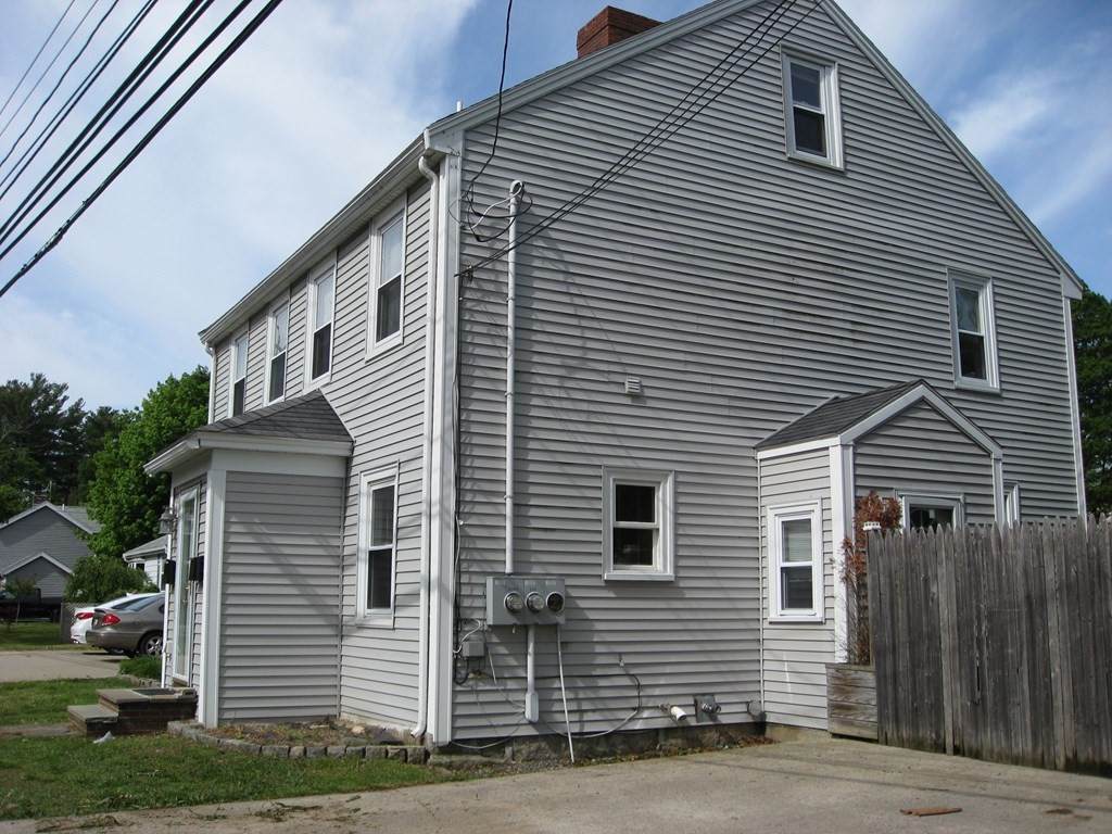 308 Essex - Photo 1